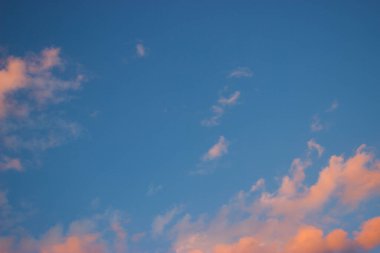 Gün batımında güzel gökyüzü