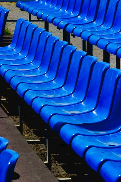 Blue Tribune Spectators — Stock Photo, Image