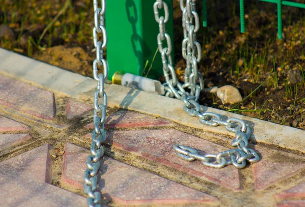 Demir zincir arka planda, kapat