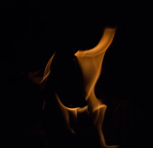Foc Aprins Fundal Negru Timp Noapte — Fotografie, imagine de stoc