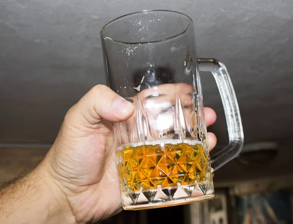 Caneca Cerveja Mão — Fotografia de Stock
