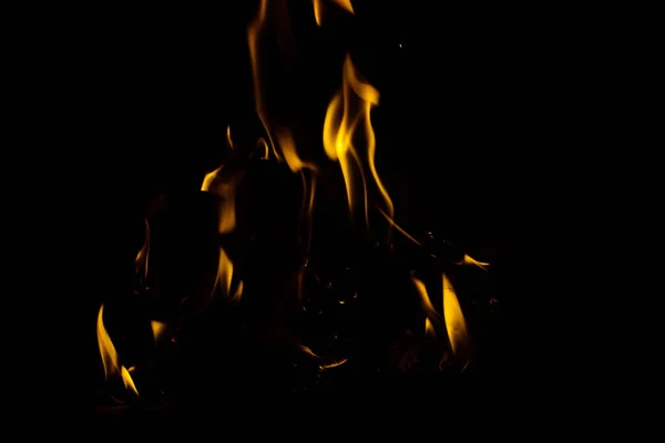 Llamas Fuego Con Chispas Sobre Fondo Negro — Foto de Stock