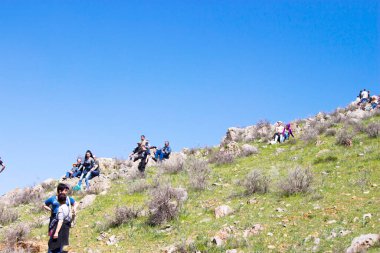 Dağlarda yaşayan insanlar