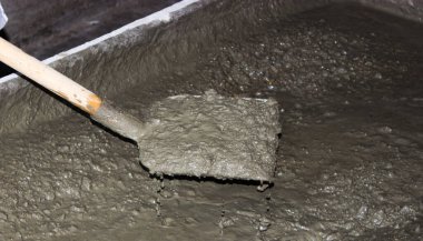 Çimentoyla kaplanmış kürek görüntüsü