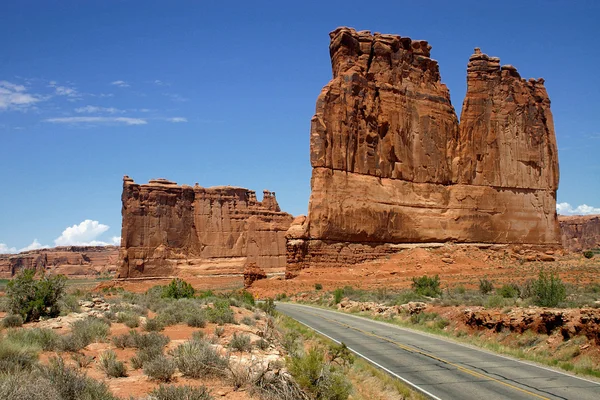 Weg in het Arches National Park, Utah, VSA — Stockfoto