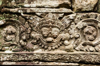 Siyam Reap, Siyam Reap / Kamboçya - 24 Ekim 2016: Görüntü Angkor Wat kompleks tapınağında. Duvardaki dekorasyonun ayrıntıları. Duvar tasarımı.