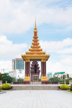 Phnom Penh, Phnom Penh / Kamboçya - 23 Eylül 2016: Norodom Bulvarı görüntüleri. Phnom Penh 'deki bulvarın detayları. Krallarının anısına..