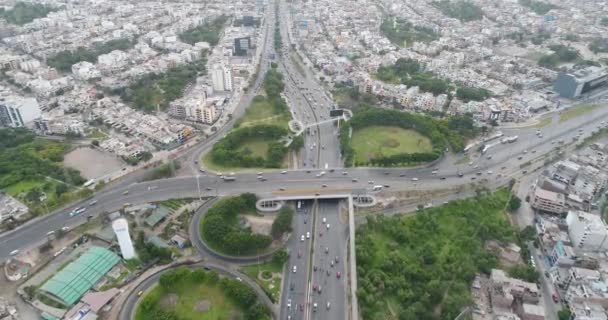 リマペルーのパナメリカナ高速道路の空中ビデオ 交通の結節点及び都市のイメージ — ストック動画