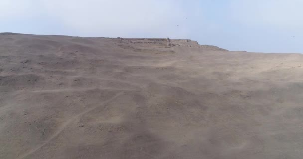 ペルー 2021年4月29日 リマペルーの考古学的複合体であるパチャカマック神殿の上空の航空ビデオ Ychsmaとして知られているプリインカ文化 太平洋に近い泥でできた寺院 — ストック動画