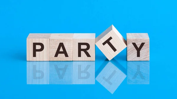 Tekst Partij Hout Kubus Blok Voorraad Investeringsconcept Tekst Party Geschreven — Stockfoto