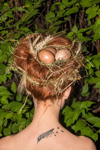 woman with bird nest hair