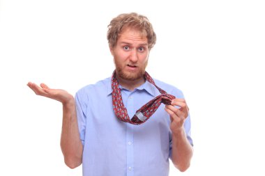 Adam nasıl tie bir bilmiyorum 