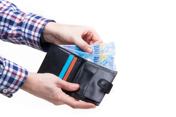 Francos suíços pagando com carteira — Fotografia de Stock