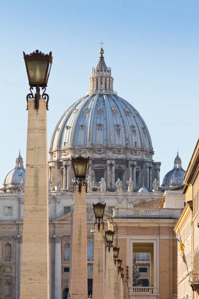 Bazilika svatého Petra ve Vatikánu — Stock fotografie