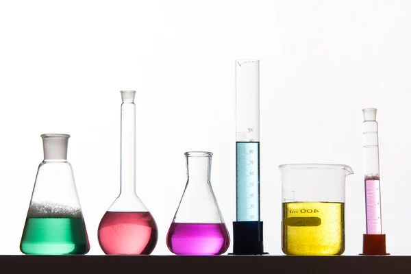 Glas in einem Chemielabor — Stockfoto