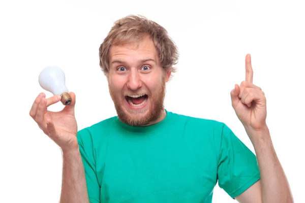 Hombre barbudo feliz con Idea y bombilla — Foto de Stock