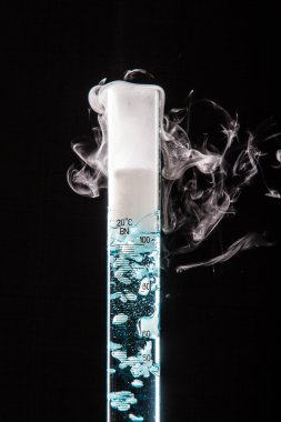 Kimyasal laboratuvar test tüpü