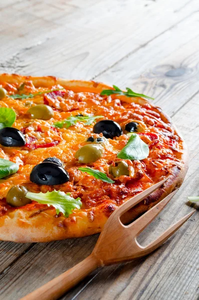 Pizza con verduras —  Fotos de Stock