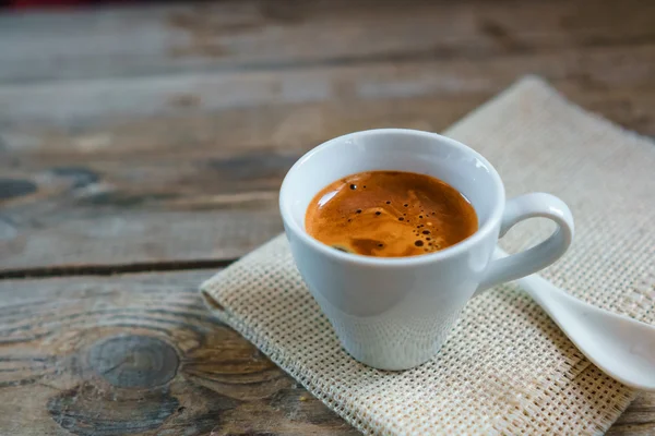 Bir fincan espresso.