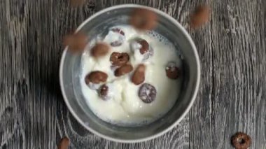 Susam ile Çikolatalı çıtır halkalar.