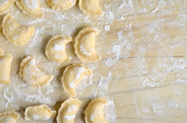 Pierogy bir rustik ahşap tablo