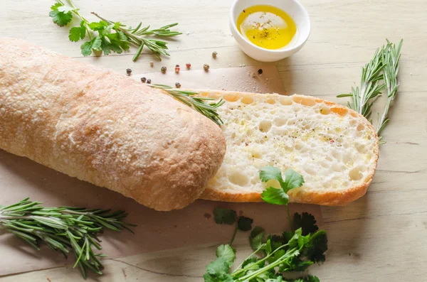 Dilimlenmiş ekmek ciabatta