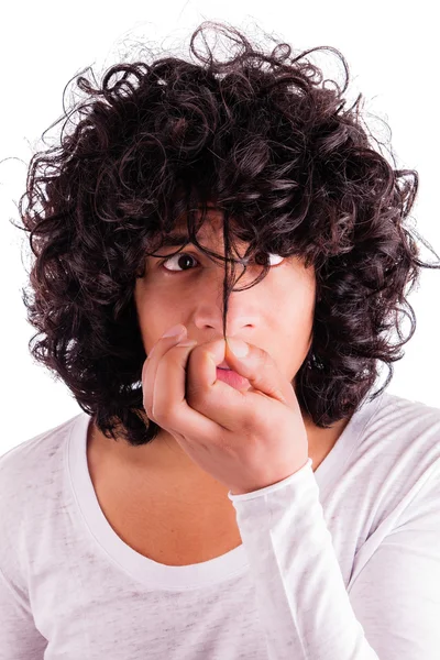 Komea nuori mies ottaa huonot hiukset päivä . kuvapankin valokuva