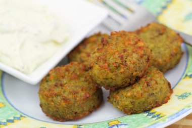 Falafel, yakın