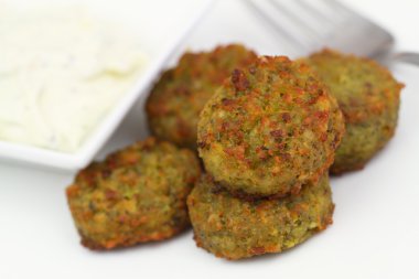 Falafel, yakın