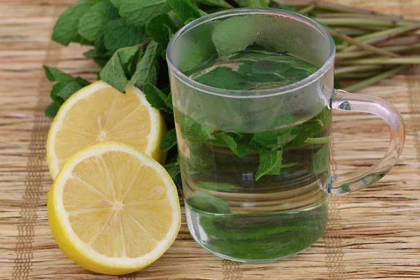 Menta tea és friss citrom — Stock Fotó