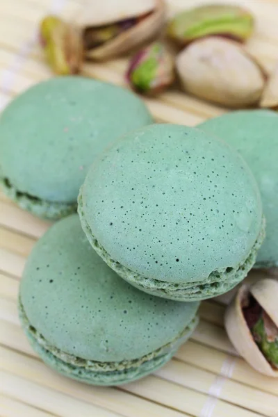 Macaroons de pistache e pistache — Fotografia de Stock