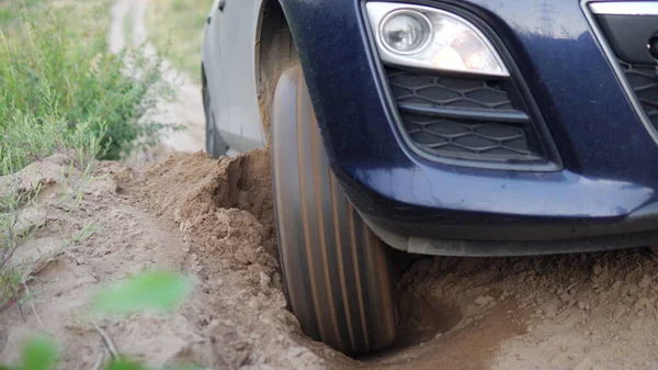 Car Wheel Slips Sand Close — Stock Photo, Image