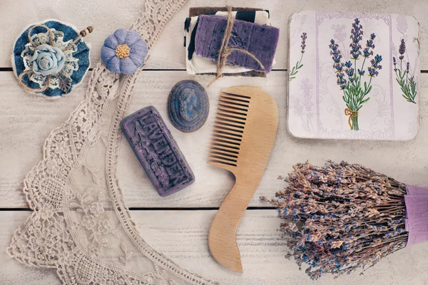 Gün spa set. Düz yatıyordu