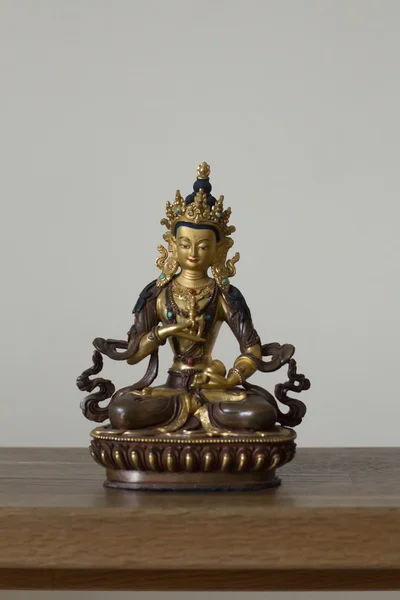 Biała Tara. Buddyjski ołtarz rzeźba. Buddyzm Diamentowej drogi. — Zdjęcie stockowe