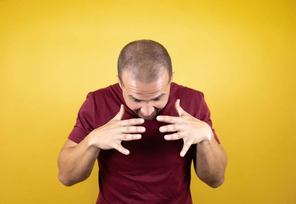 Russian Man Wearing Basic Red Shirt Yellow Insolated Background Shouting — Stock Photo, Image