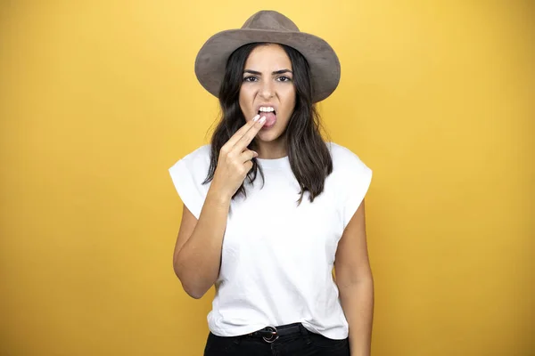 Beautiful Woman Wearing Casual White Shirt Hat Standing Yellow Background — Stock Photo, Image