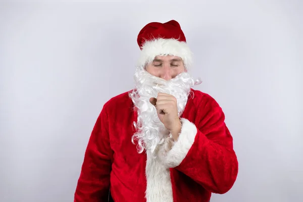Hombre Vestido Santa Claus Pie Sobre Fondo Blanco Aislado Con — Foto de Stock