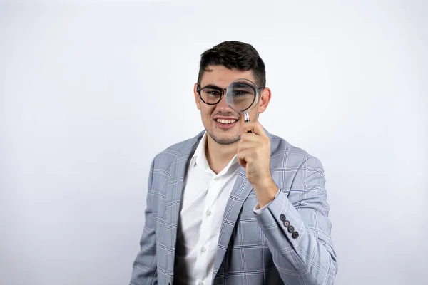 Επιχειρηματίας Νεαρός Άνδρας Φορώντας Ένα Περιστασιακό Πουκάμισο Πάνω Από Λευκό — Φωτογραφία Αρχείου