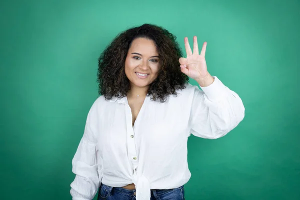 Young African American Girl Wearing White Shirt Green Background Doing — Stock Photo, Image