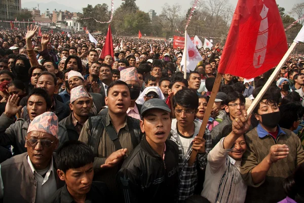 Action communists CPN-UML against the Maoist party in Kathmandu — Stock Photo, Image