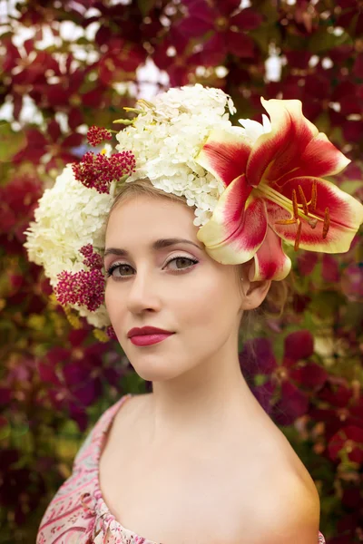 Beautiful woman portrait — Stock Photo, Image