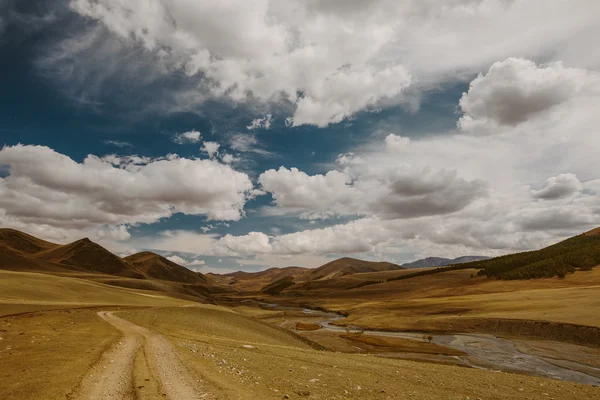 Altai montagne paesaggio — Foto Stock