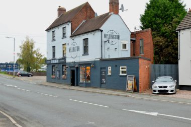 14.Wellington Bira Evi, Lichfield, sonbahar cazibesi ve yerel sıcaklıkla dolup taşıyor..