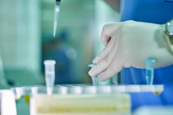 Klinikteki hastalarda grip ve koronavirüs testleri