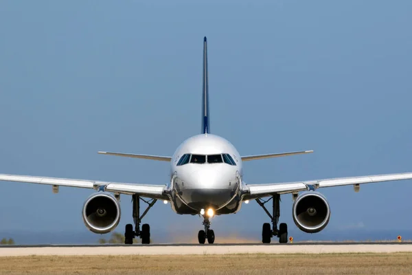 Luqa Malta July 2016 Lufthansa Airbus A320 214 Aiub Lining — Stock Photo, Image