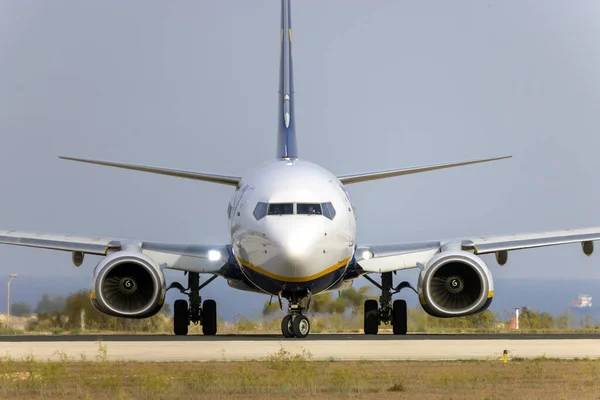 Luqa Malta September 2021 Ryanair Boeing 737 8As Reg Qcq — Stock Photo, Image