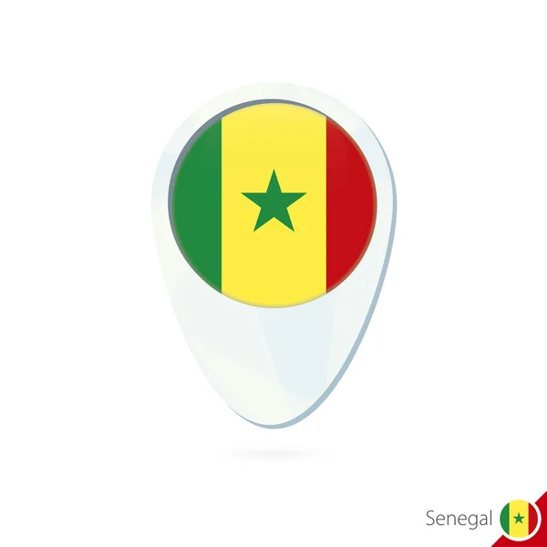 Mappa della posizione della bandiera senegalese icona pin su sfondo bianco . — Vettoriale Stock