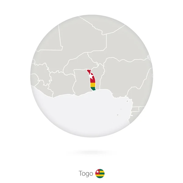 Mapa do Togo e bandeira nacional em um círculo . —  Vetores de Stock