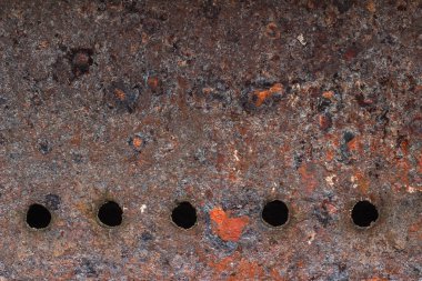 oksitlenmiş metal bir yüzeye