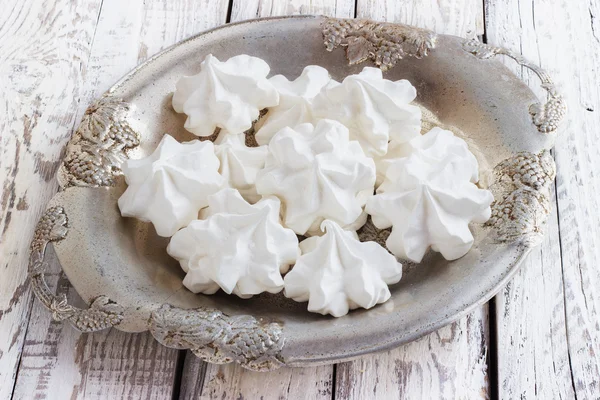 White meringue on plate served in elegant style. — Stock Photo, Image